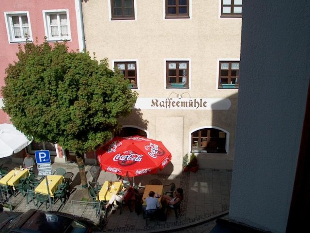 Burghausen im Fr�hling 01